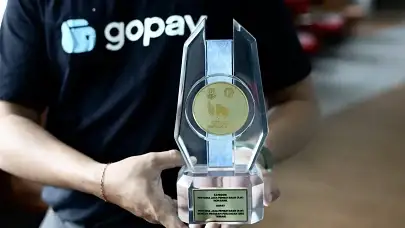 GoPay Raih Penghargaan Perluasan QRIS Terbaik